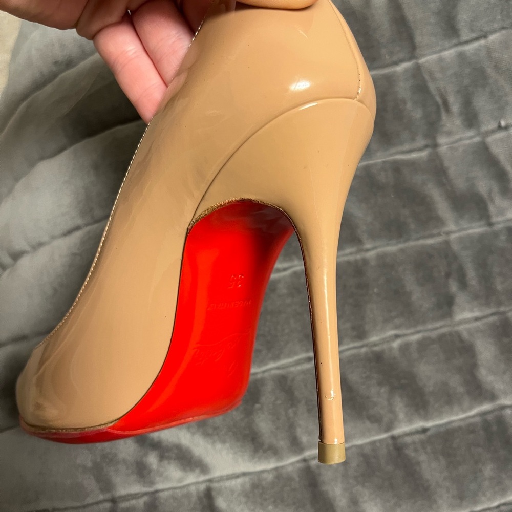 Store display Christian louboutin kate nude 35 - Picture 12 of 13